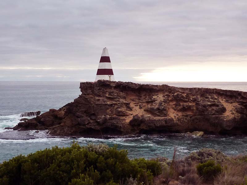 Cape Dombrey Obelisk, Robe