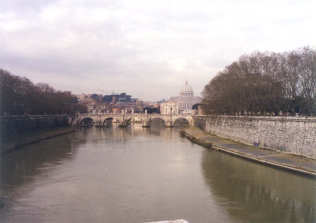 Tevere river