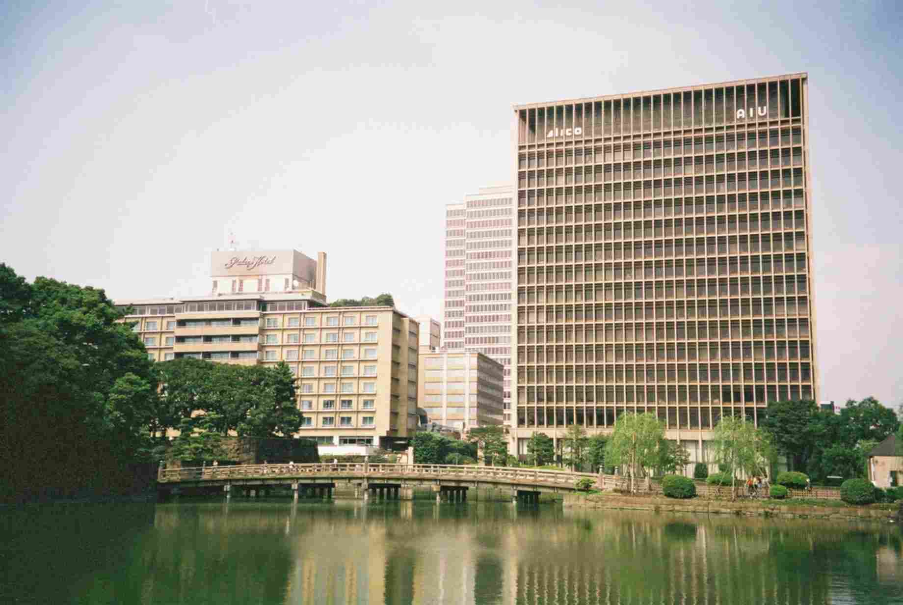 Bridge over the outer moat