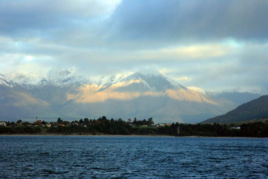 Lake Manapouri