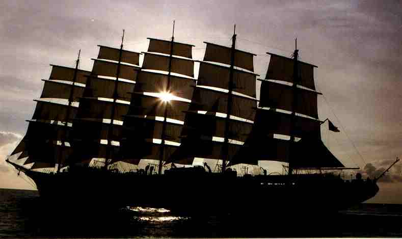 Royal Clipper in sail, 10 Jan 2001