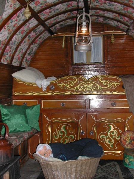 The Gyspy Caravan, Ryedale Folk Museum, 
Hutton-le-Hole, Ryedale, Yorkshire